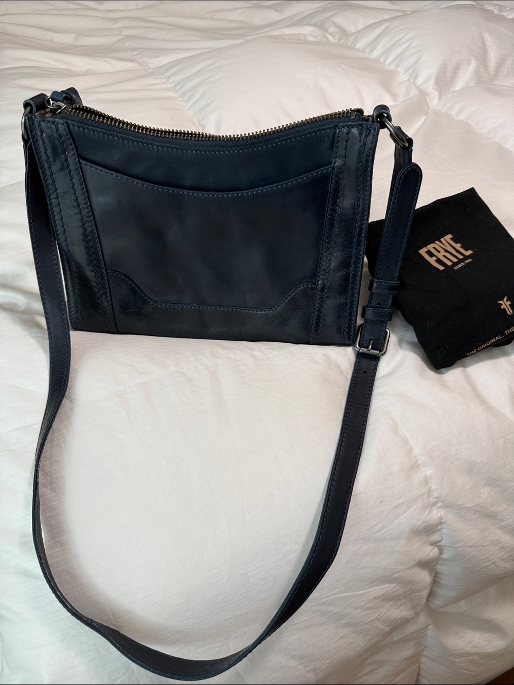 Frye Italian Leather Bag Antique Pull Up Styling